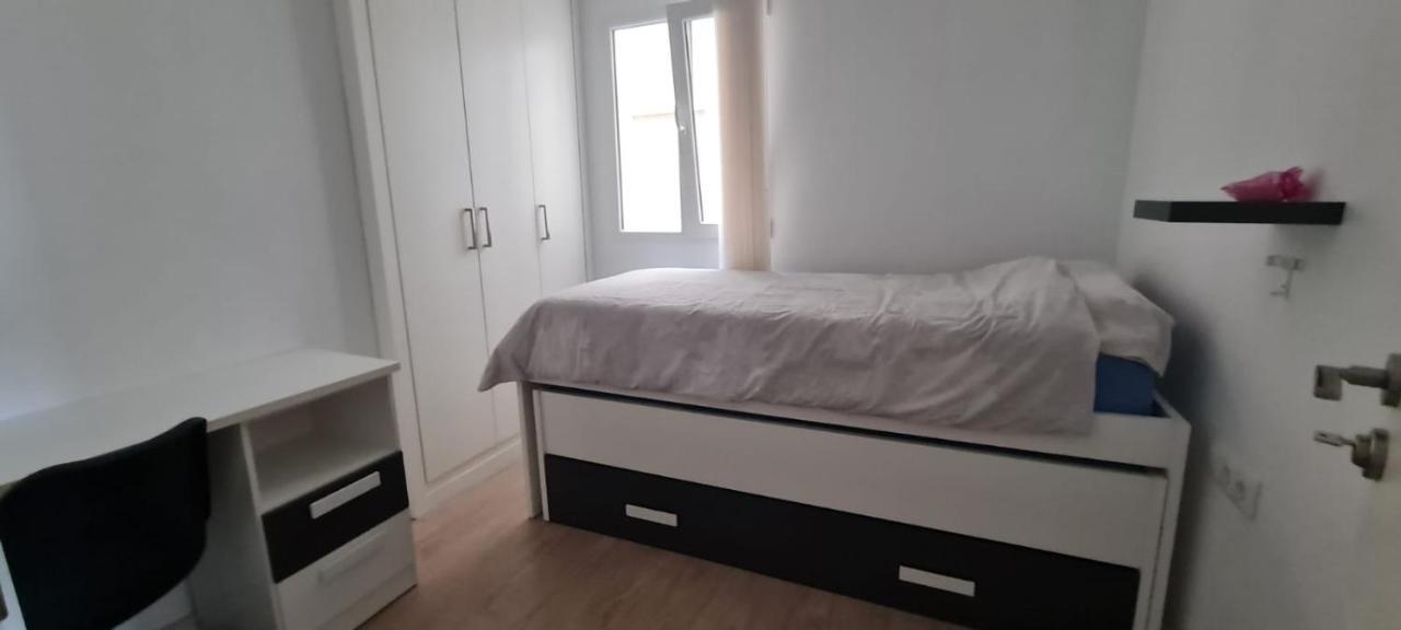 Dormitorios Piso Gandia Luaran gambar